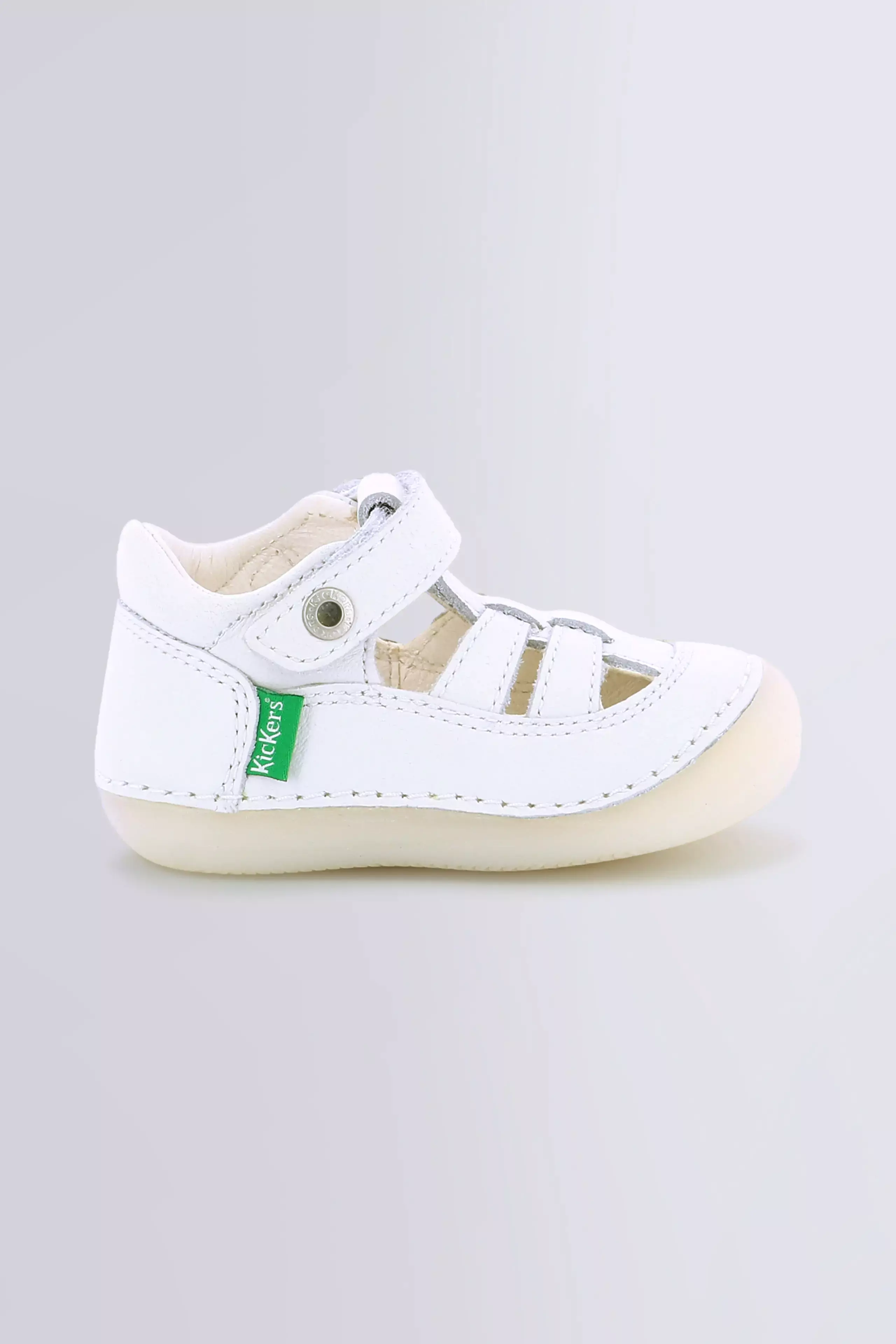 Sushy | White Mary Janes for Baby | Kickers © Official Site