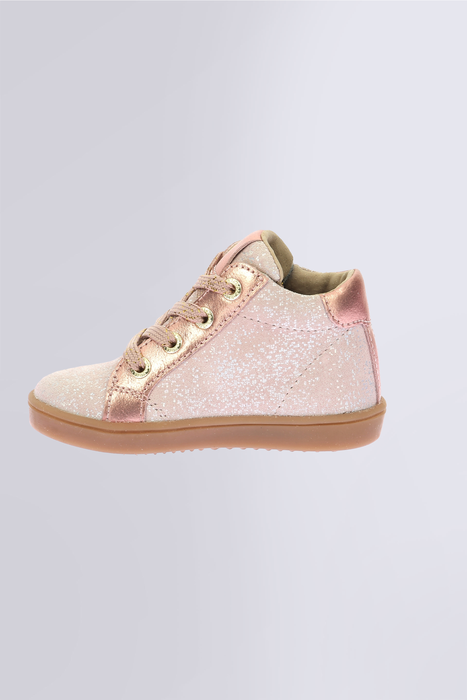 Kick Welly Rose (20-24) Kick Welly Rose (20-24)