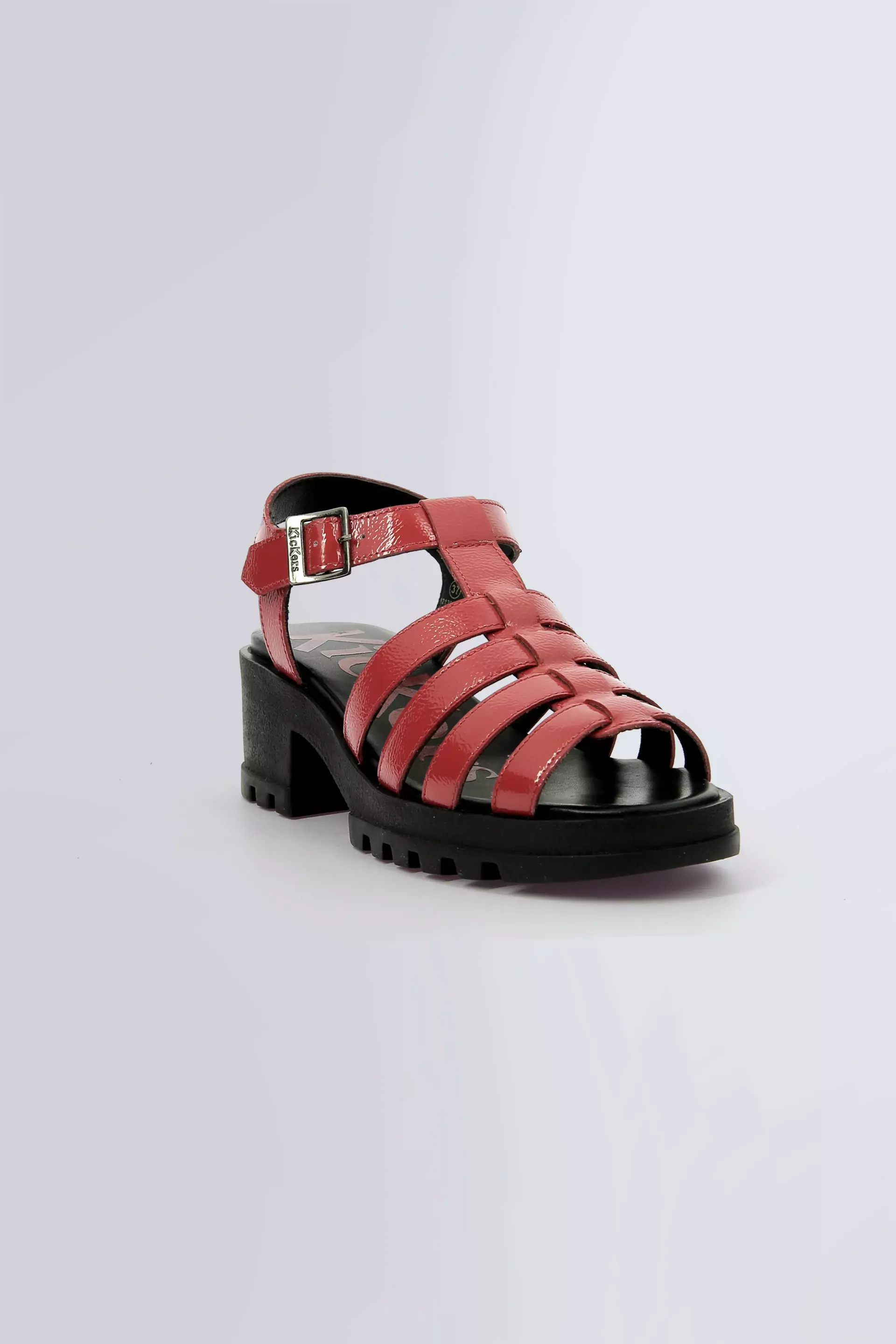 Kick Herika | Sandales rouge vernis pour femme | Kickers © Site Officiel