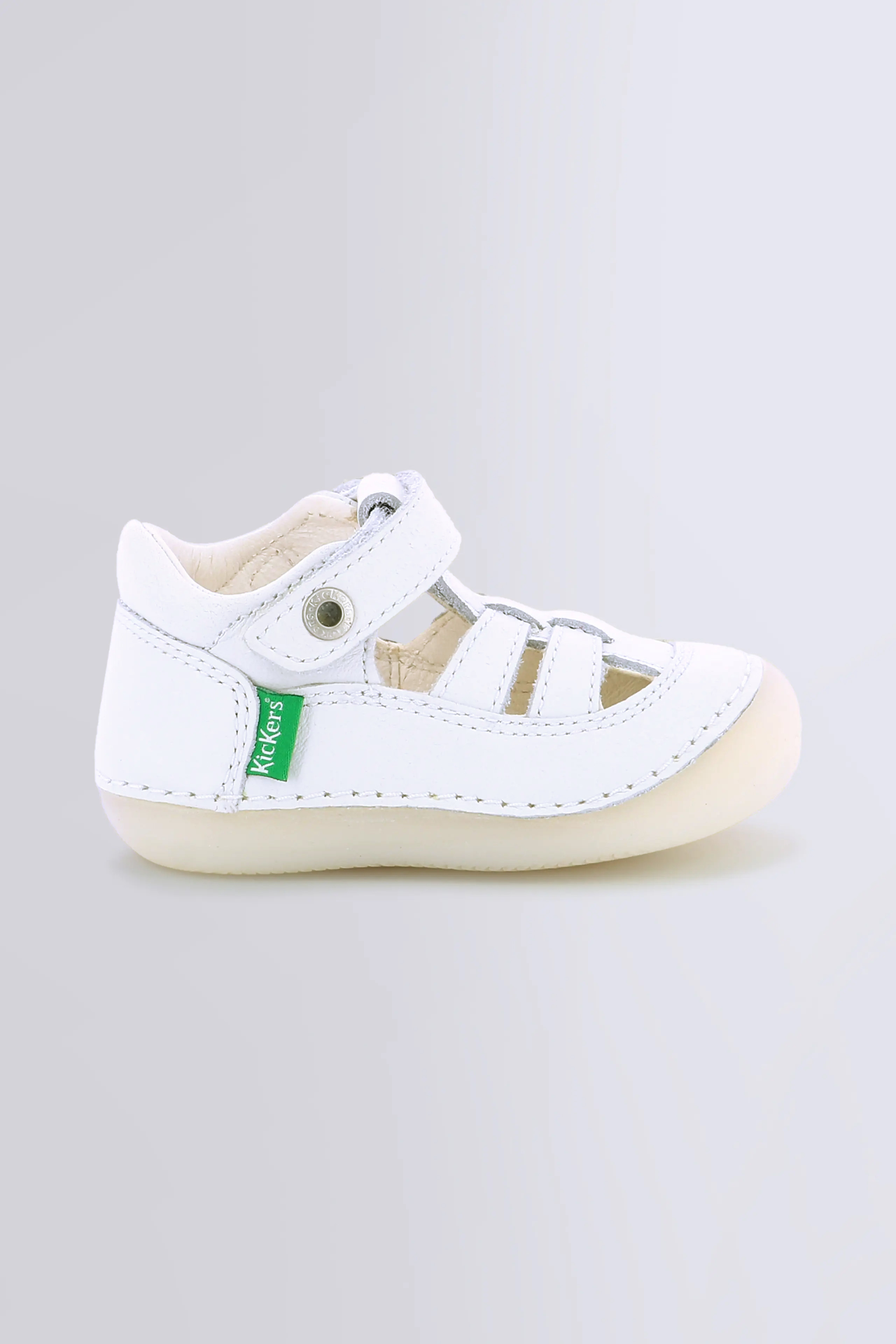 Sushy | Merceditas blancas para bebé | Kickers © Sitio Oficial Sushy | Merceditas blancas para bebé | Kickers © Sitio Oficial