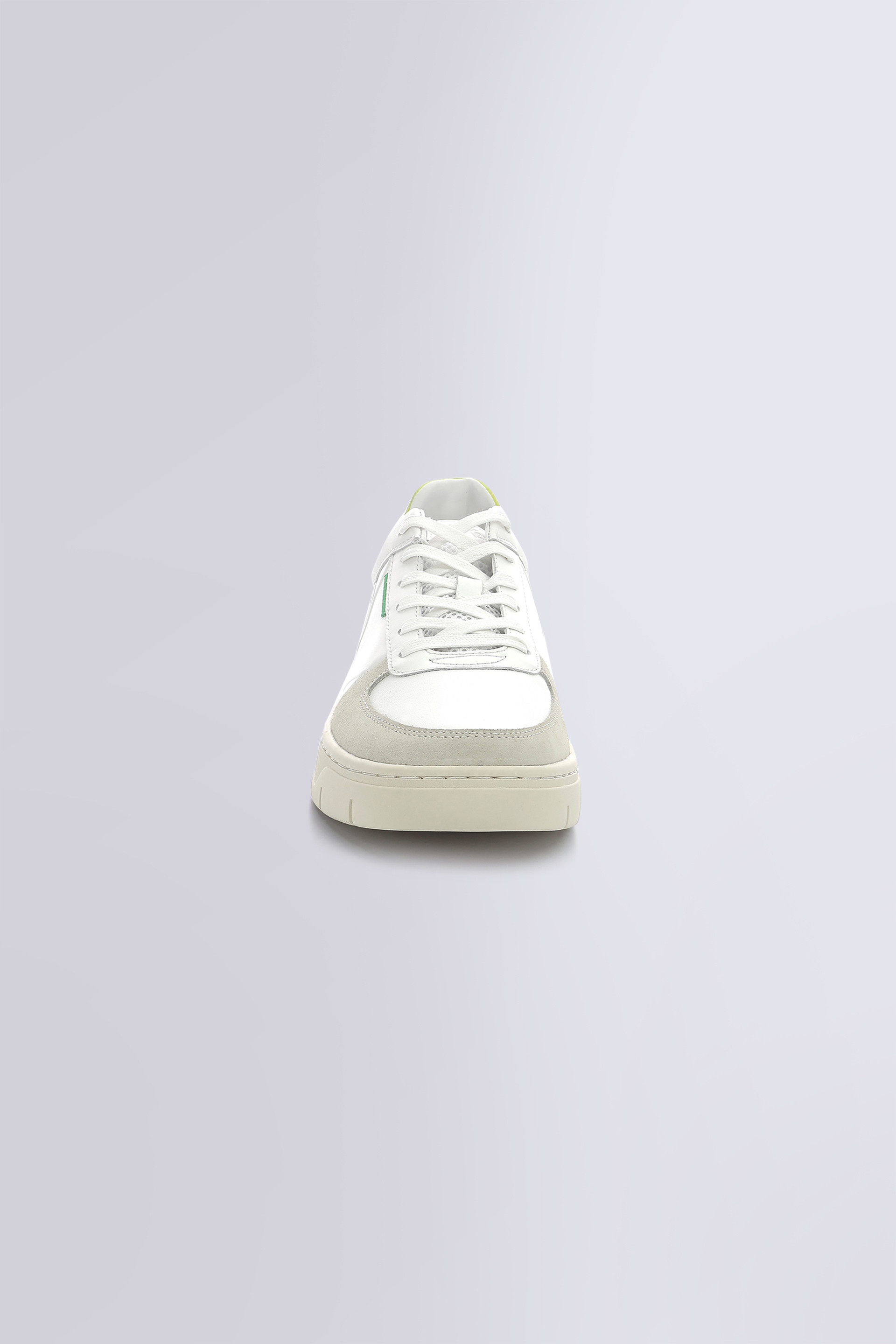 Kick Allow white yellow