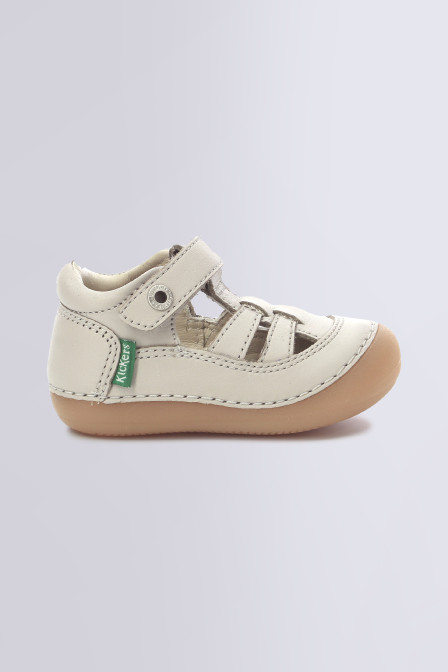 Chaussures bébé : les célèbres Kickers sont en promotion chez