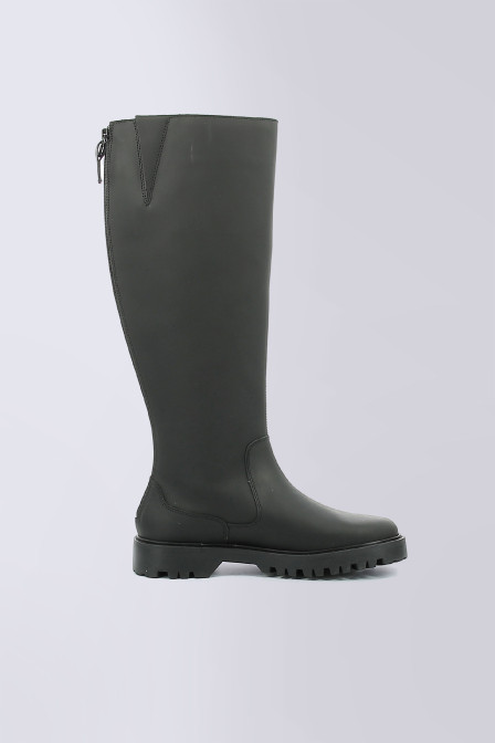 bottes noires kickers