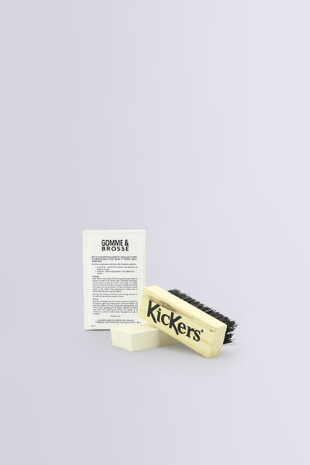 Gomme & brosse - produit d'entretien pour chaussures - Kickers ©