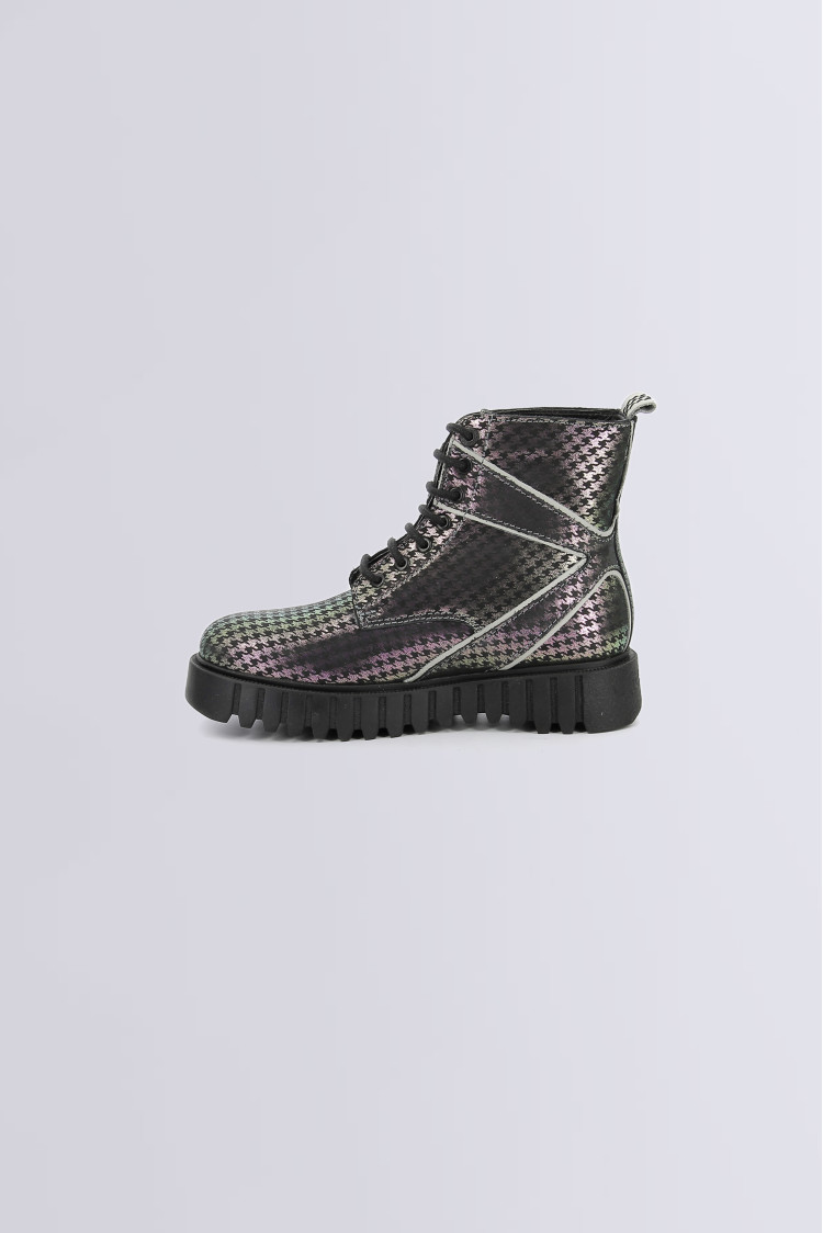 KICK FABULOUS MULTICOLOURED