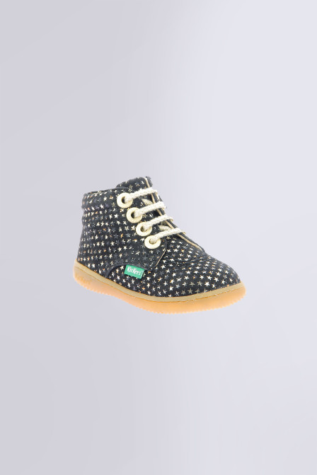 Kickbillista | Botines negros con estampado de estrellas para niña | Kickers © Sitio Oficial Kickbillista | Botines negros con estampado de estrellas para niña | Kickers © Sitio Oficial