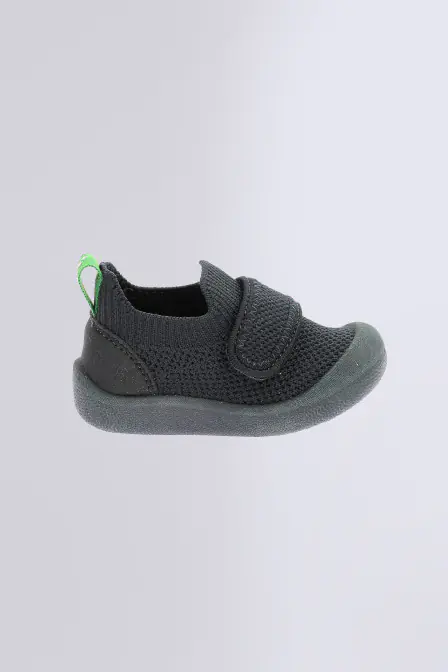 Kitoukro - Chaussons marine pour fille et garçon - Kickers © Site Officiel